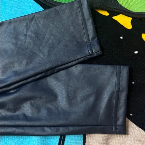 Aerie OFFLINE NAVY Faux Leather Real Luxe Leggings NWT - Picture 8 of 10